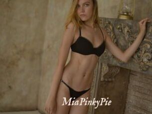 MiaPinkyPie