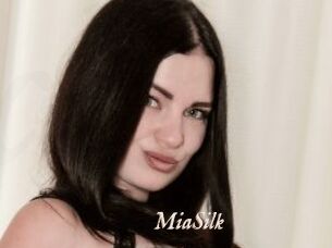 MiaSilk