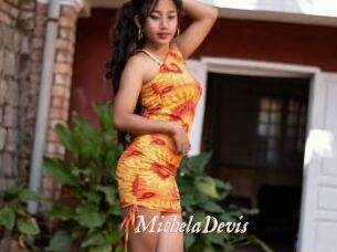 MichelaDevis