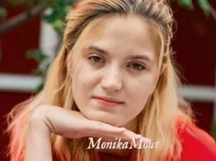 MonikaMour