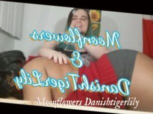 Moonflowers_Danishtigerlily