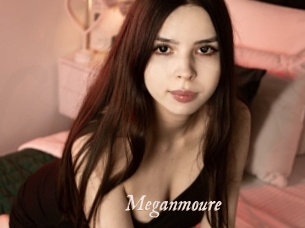Meganmoure