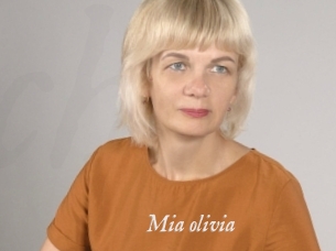 Mia_olivia