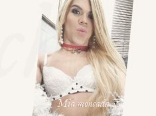 Mia_moncada_22