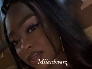 Miiaschwarz