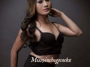 Miss9inchugecockx