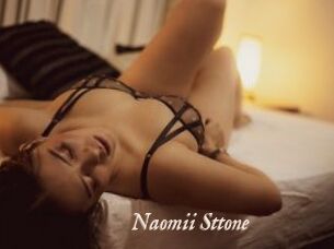 Naomii_Sttone