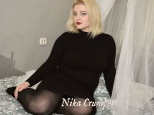 Nika_Crumpet