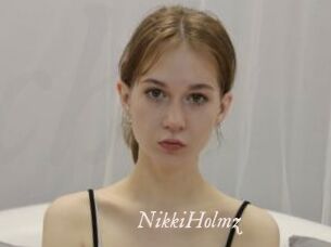 NikkiHolmz