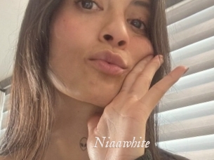 Niaawhite