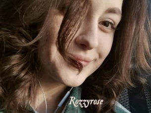 Rozzyrose