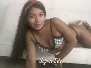 Sophie_Tyler