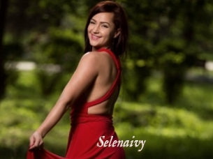 selenaivy Chobix 