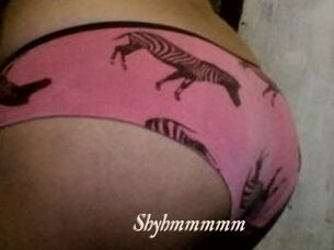 Shy_hmmmmm