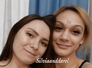 silviaanddarel Chobix 