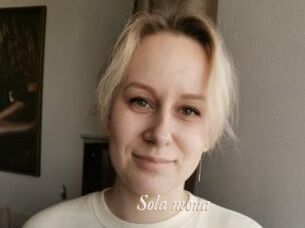 Sola_mona