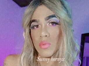 Sunny_hornyx