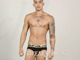 TWEEKSTRONG