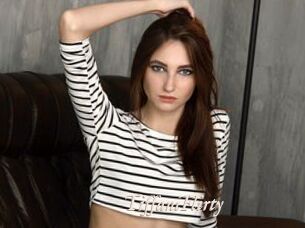 TiffaniFlirty