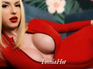 TonniaHot