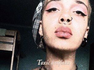 Toxic_artifakts