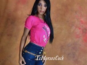 Taniahugecck