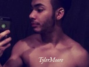 Tyler_Moore