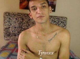 Tyronxx