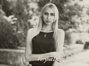 VeryhotDina