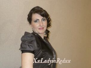 XxLadyinRedxx
