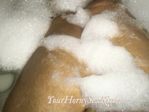 YourHornySexKitten